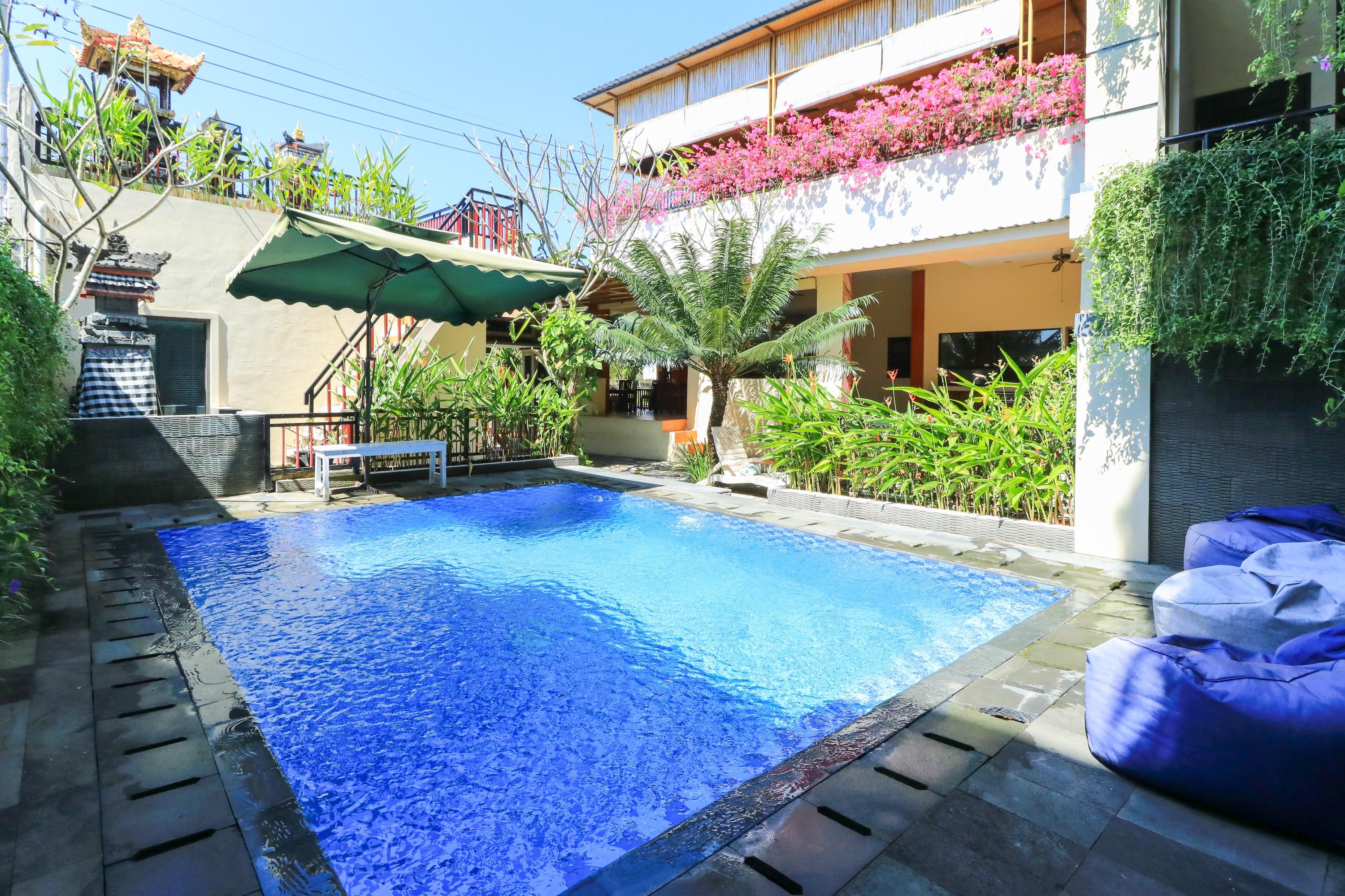 รันตุนส์ เพลซ Hotel Kutuh ภายนอก รูปภาพ