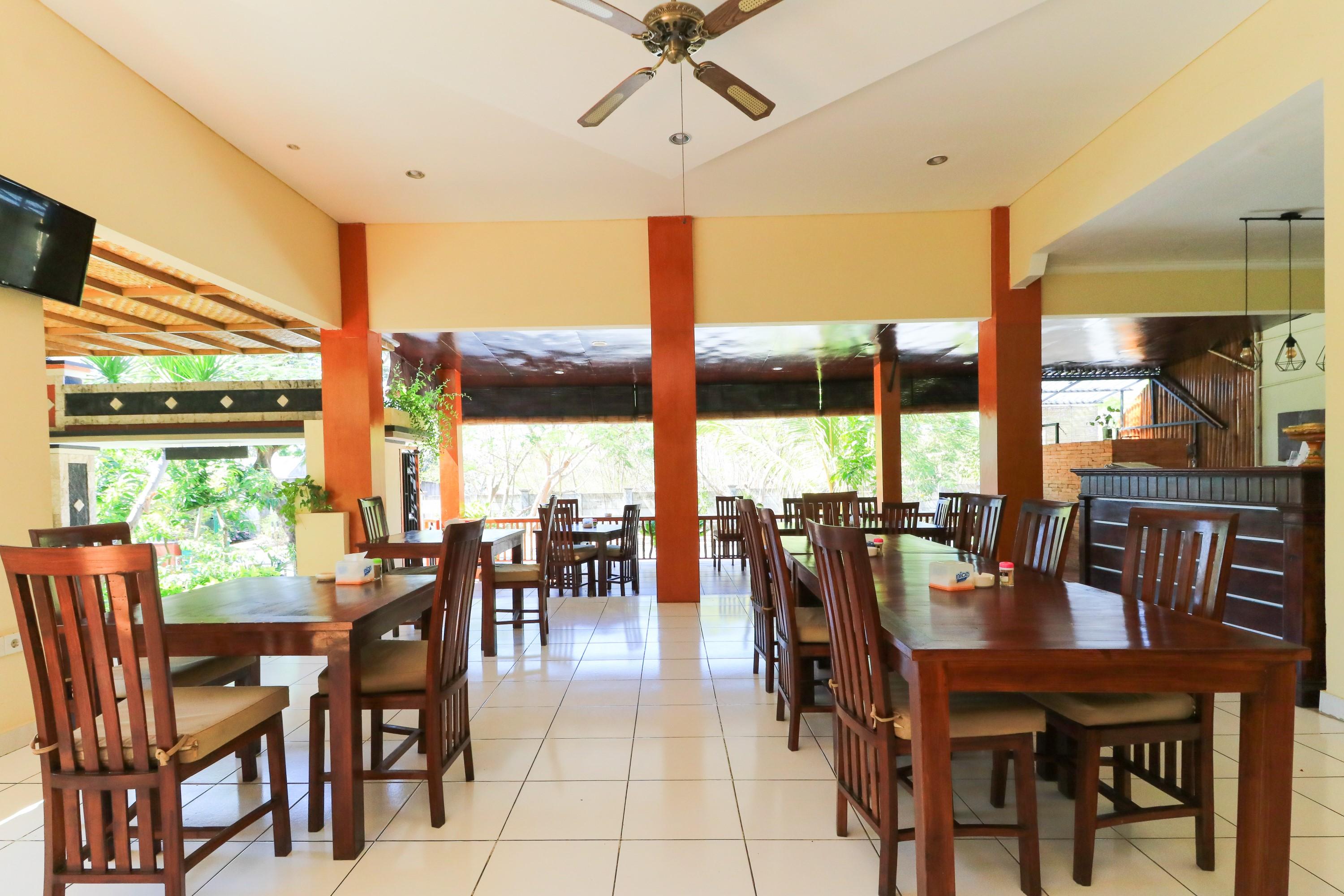 รันตุนส์ เพลซ Hotel Kutuh ภายนอก รูปภาพ