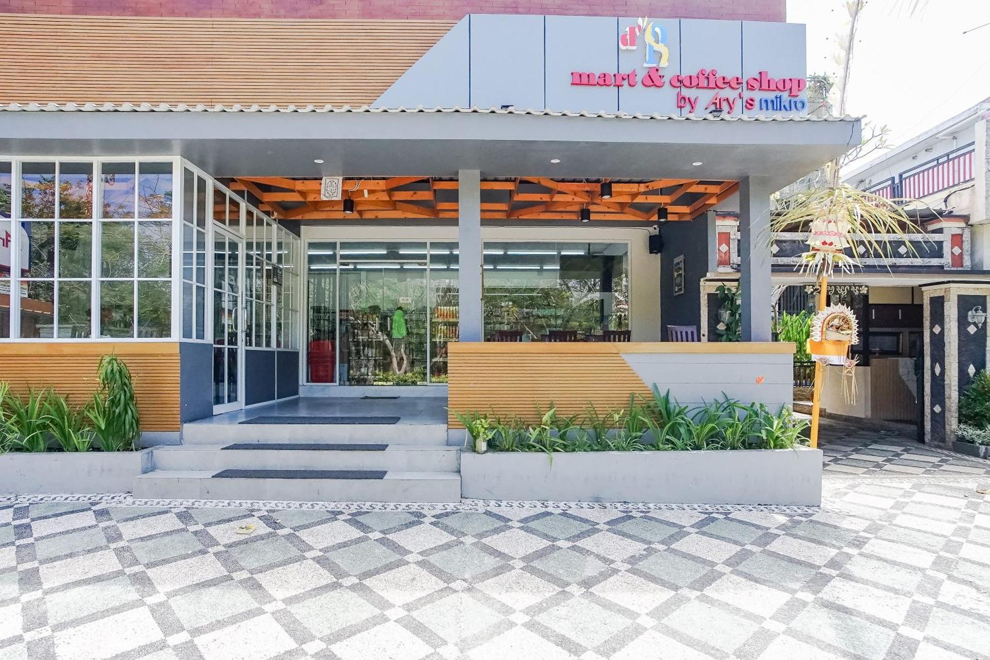 รันตุนส์ เพลซ Hotel Kutuh ภายนอก รูปภาพ