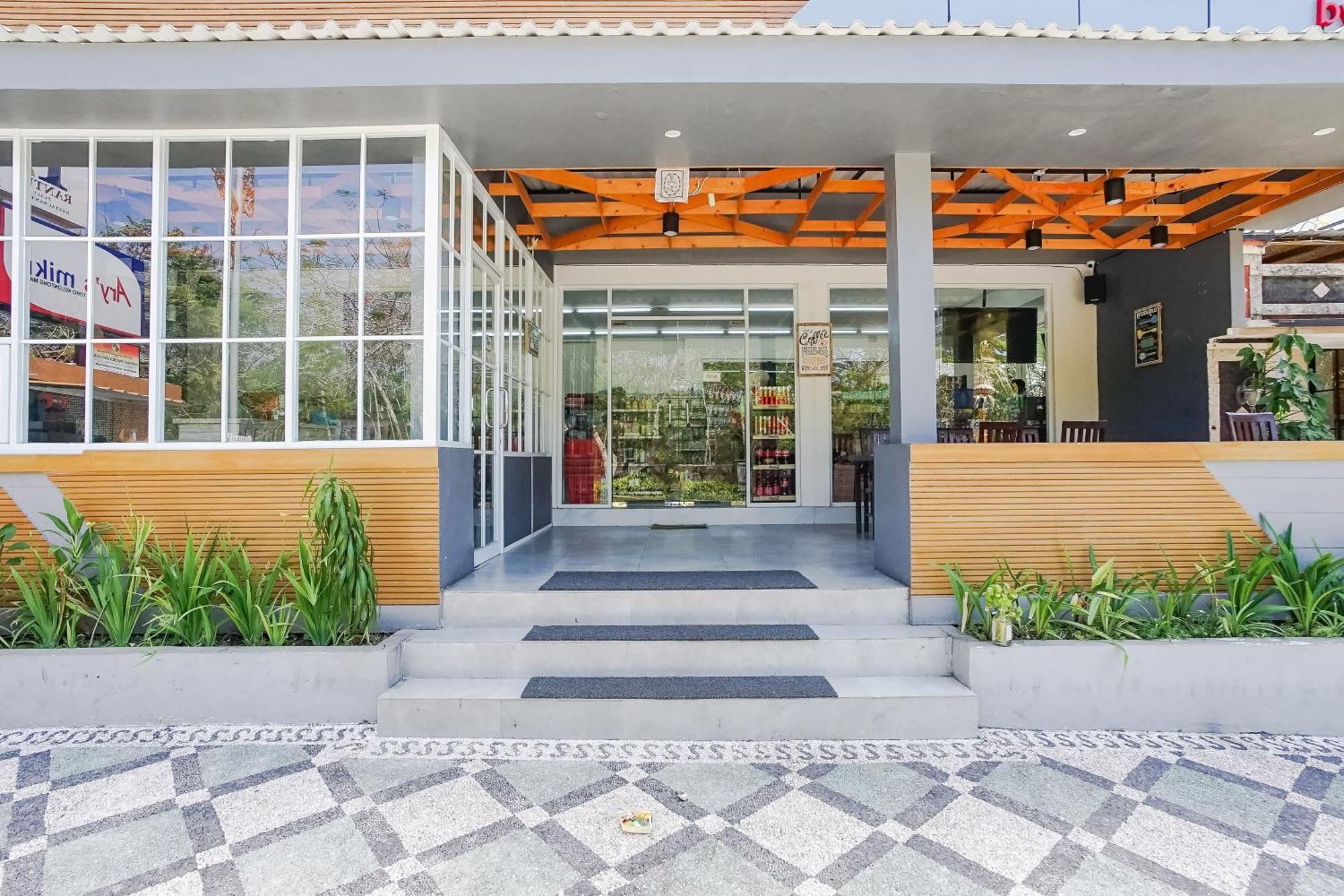 รันตุนส์ เพลซ Hotel Kutuh ภายนอก รูปภาพ